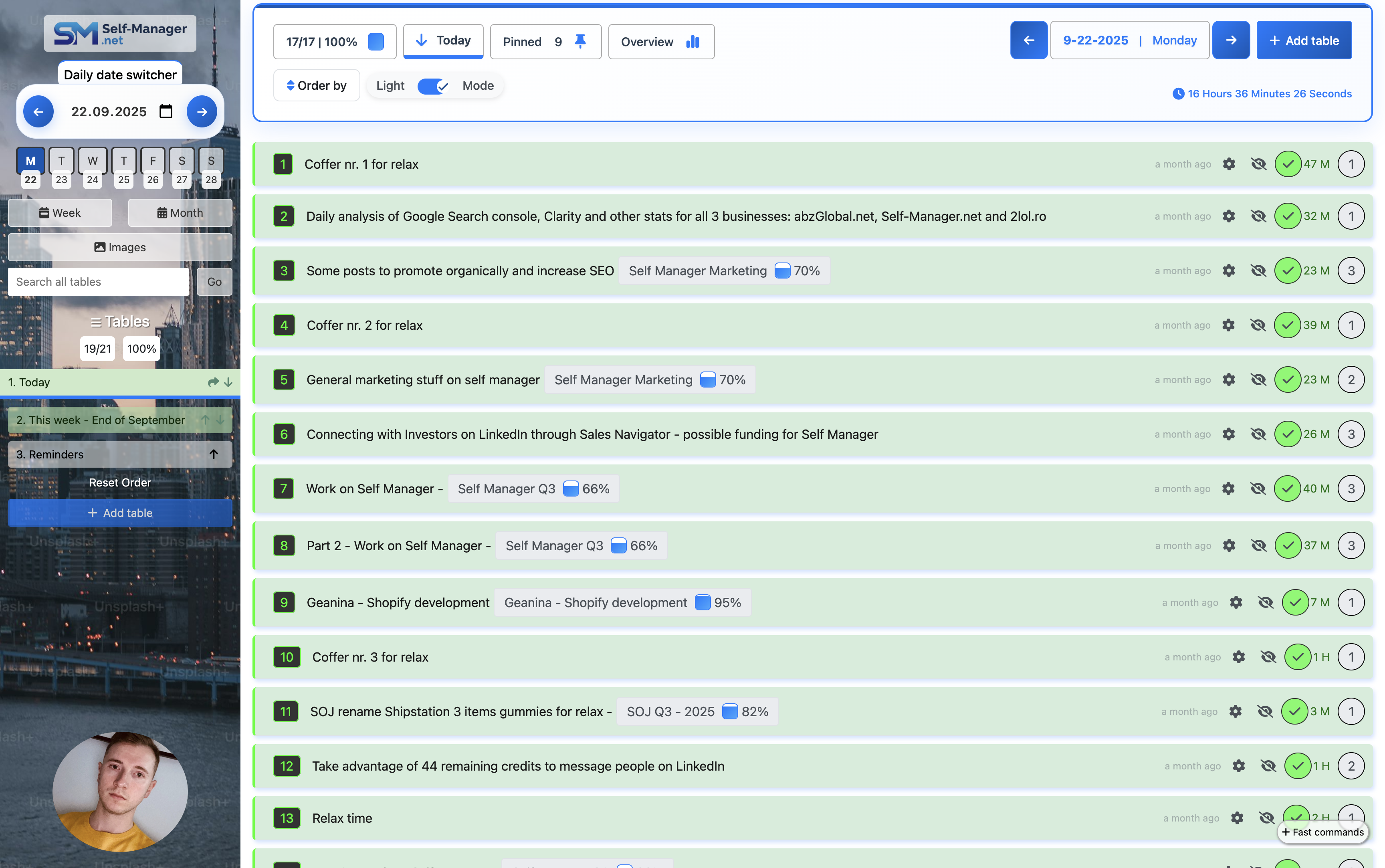 Self-Manager.net dark mode view